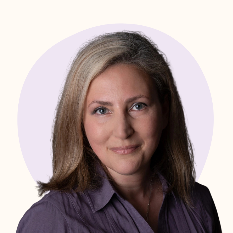 Eva Papadopoulou, Circe's Lead Therapist - Woman with a halo effect on a white background